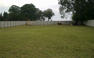 1115 m² Land available in Deneysville