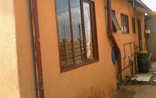 3 Bedroom House in Villa Liza