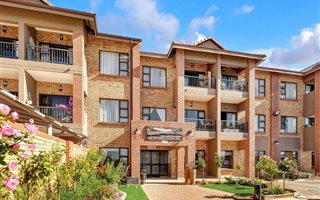 1 Bedroom Apartment in Featherbrooke Estate