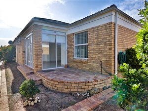 2 Bed House in Whispering Pines