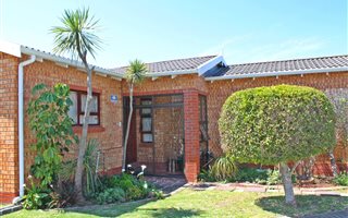 2 Bedroom Townhouse in Broadwood