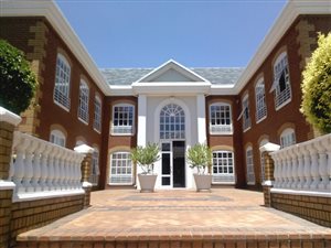 229 m² Office Space in Bryanston East