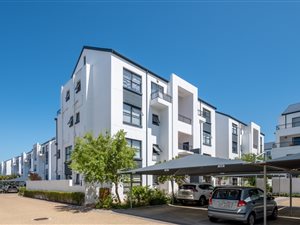 3 Bed Apartment in De Velde