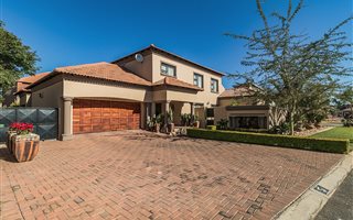 4 Bedroom House in Glen Eagles Estate