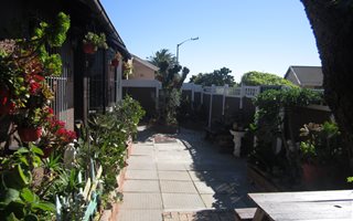 3 Bedroom House in Rugby