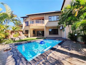 3 Bed Apartment in Veld En Vlei