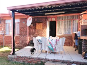 2 Bed Townhouse in Hermanstad
