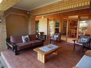 4 Bed House in Vaal de Grace Golf Estate