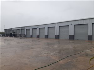 2000 m² Commercial space in Shakaskraal