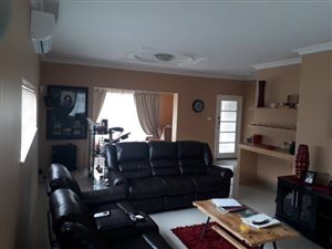 4 Bed House in Glenhurd