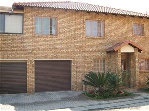 3 Bed Apartment in Pretoria North