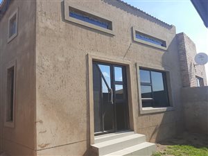 2 Bed House in Diepkloof