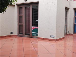 2 Bed House in Miravaal
