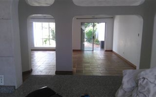 3 Bedroom Duplex in Bryanston West