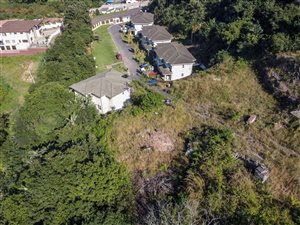 1.1 ha Land available in Moseley