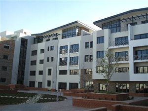 2 Bed Apartment in Bedfordview