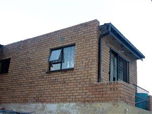 3 Bed Apartment in Roodepoort Central