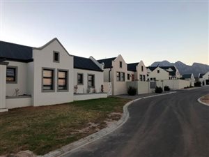 166 m² Land available in Hospital Park