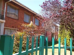 2 Bed Flat in Vanderbijlpark CE1