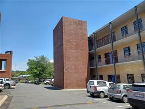 163 m² Commercial space in Randpark Ridge