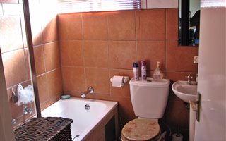 2 Bedroom Apartment in Benoni CBD
