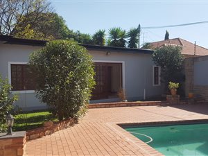 1 Bed Garden Cottage in Greenside