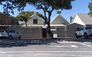200 m² Office Space in Walmer