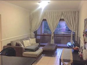 2 Bed Apartment in Melrose Estate