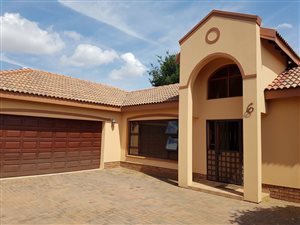 3 Bedroom Townhouse in Irene Park