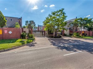 3 Bed Cluster in North Riding