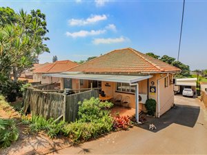 4 Bed House in Woodlands