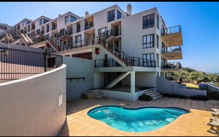 3 Bedroom Apartment in Westbrook
