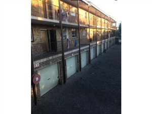 2 Bed Townhouse in Kempton Park Central