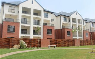 3 Bedroom Apartment in Greenstone Crest