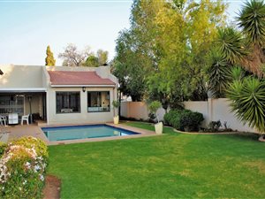 4 Bed House in Kyalami Estate