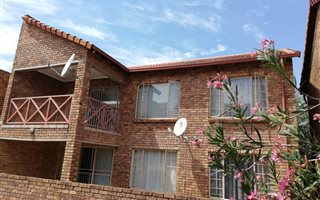 2 Bedroom Apartment in The Reeds
