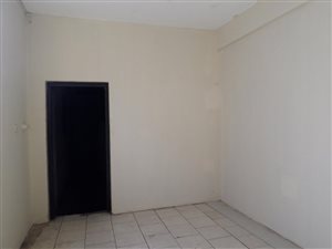 55 m² Commercial space in Rossburgh