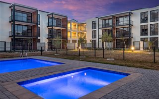 3 Bedroom Apartment in Paardevlei