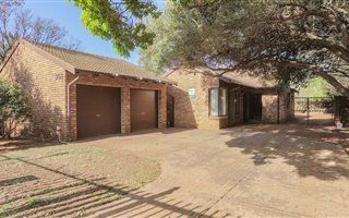 3 Bedroom House in Wierda Park