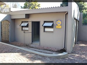120 m² Commercial space in Rietondale