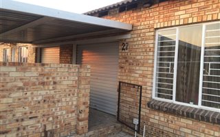 3 Bedroom Townhouse in Cloverdene