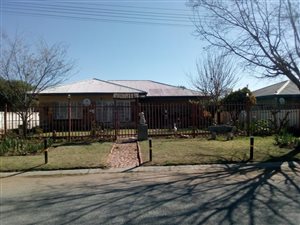 4 Bed House in Hennenman