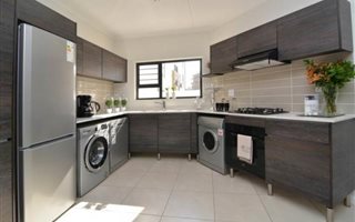 3 Bedroom Apartment in Modderfontein
