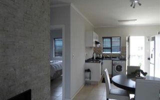 2 Bedroom Apartment in Manor Estates