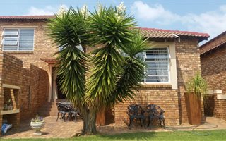 3 Bedroom Townhouse in Allens Nek