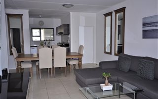 2 Bedroom Apartment in Modderfontein