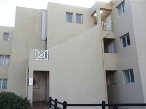 2 Bed Apartment in West Beach