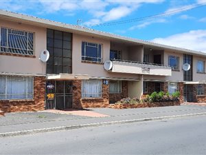 2 Bed Apartment in Avondale