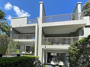 2 Bed Townhouse in Dunkeld West