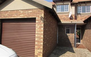 3 Bedroom Townhouse in Jansen Park